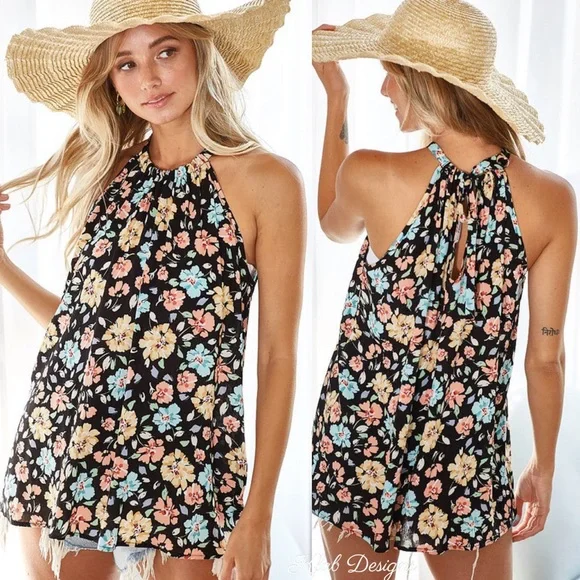 ❤️LAST ONE! Floral Print Black Woven Back Tie Halter Top! - Picture 1 of 11